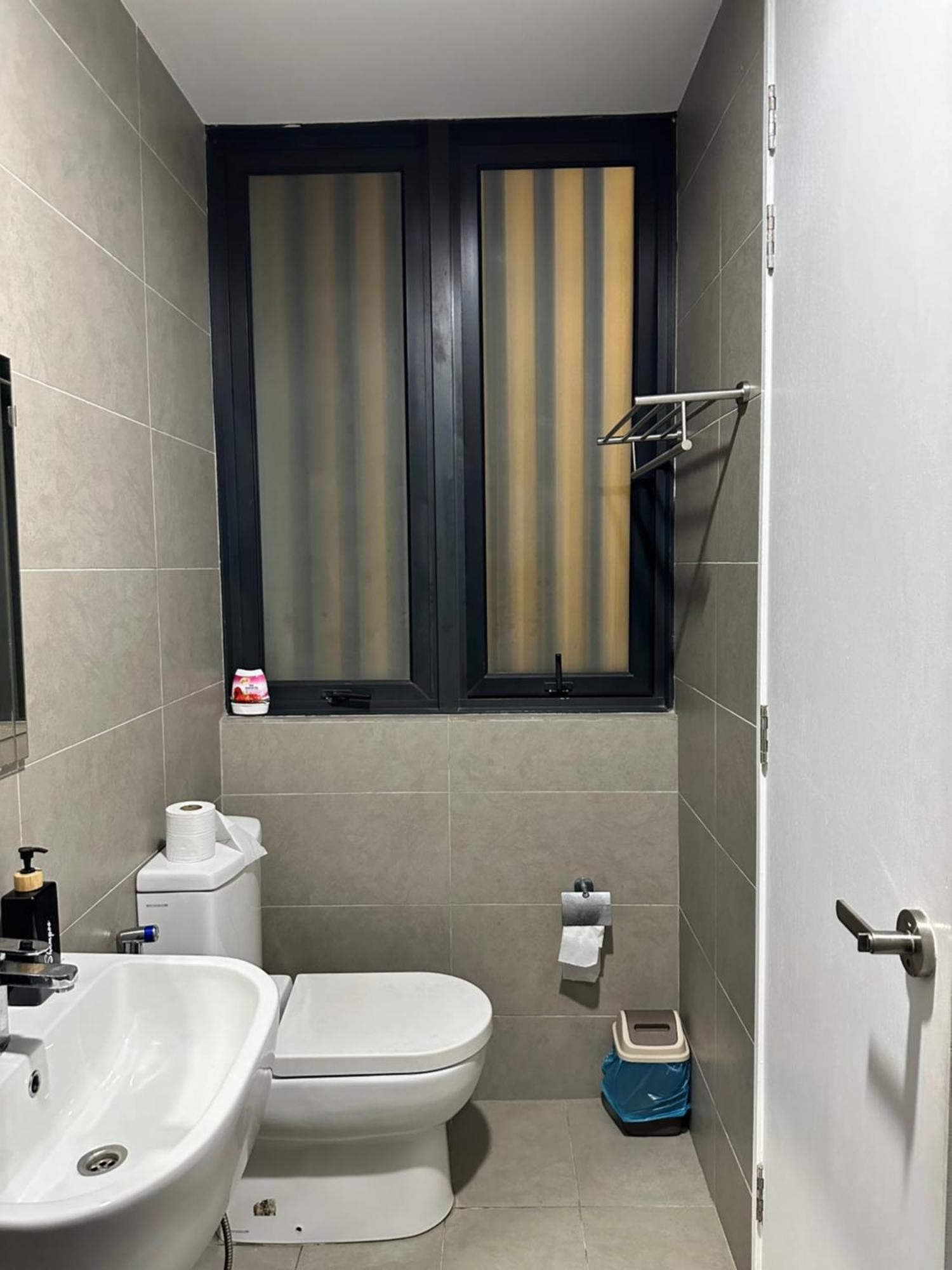 Embayu 188 Staycay Pangsapuri Shah Alam